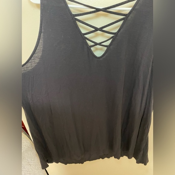 ✨Maurice’s Dark Grey Tank Size 3 - Picture 3 of 7